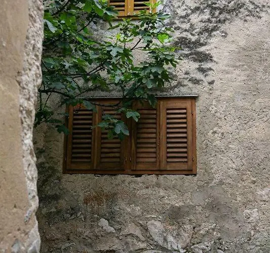 Old Beauty Διαμέρισμα *