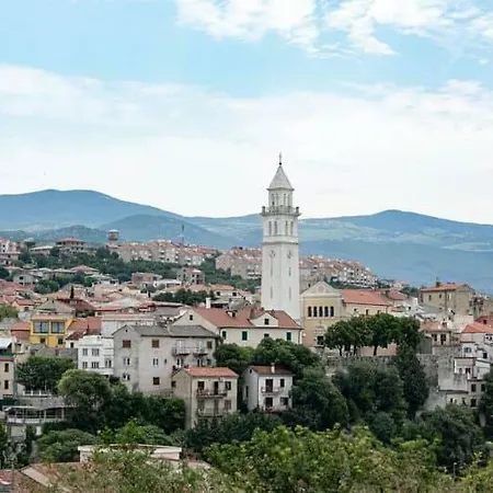 アパート Old Beauty ノヴィ・ヴィノドロスキー