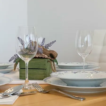 Old Beauty Apartman *