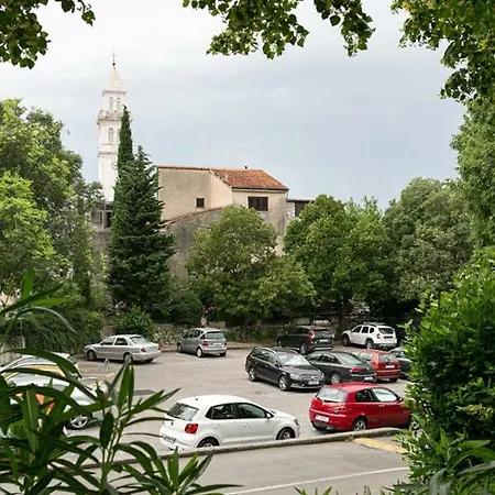 Old Beauty Apartman Novi Vinodolski